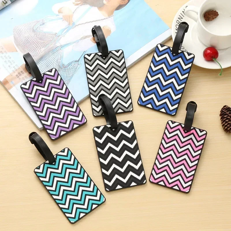علامات الأمتعة الهندسية للنساء - مراجعة Men Accessories Name وسعره